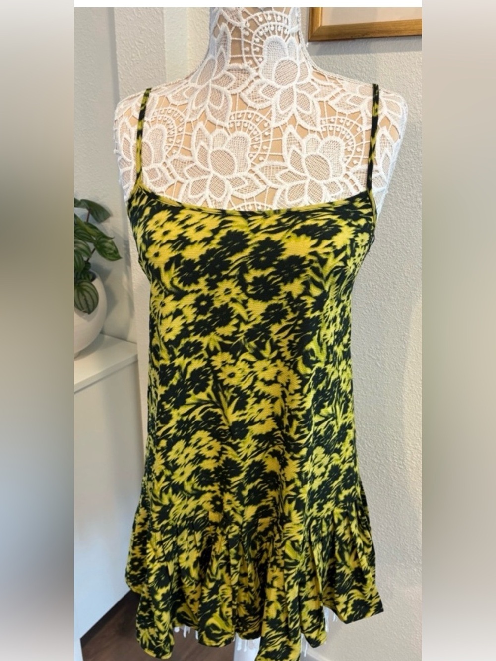 NWT Urban Outfitters Floral Pleated Mini Dress in Black and Yellow- size S